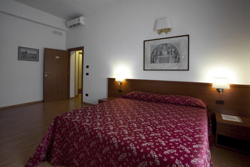 Domus Appia 154 B&B Рим Номер фото