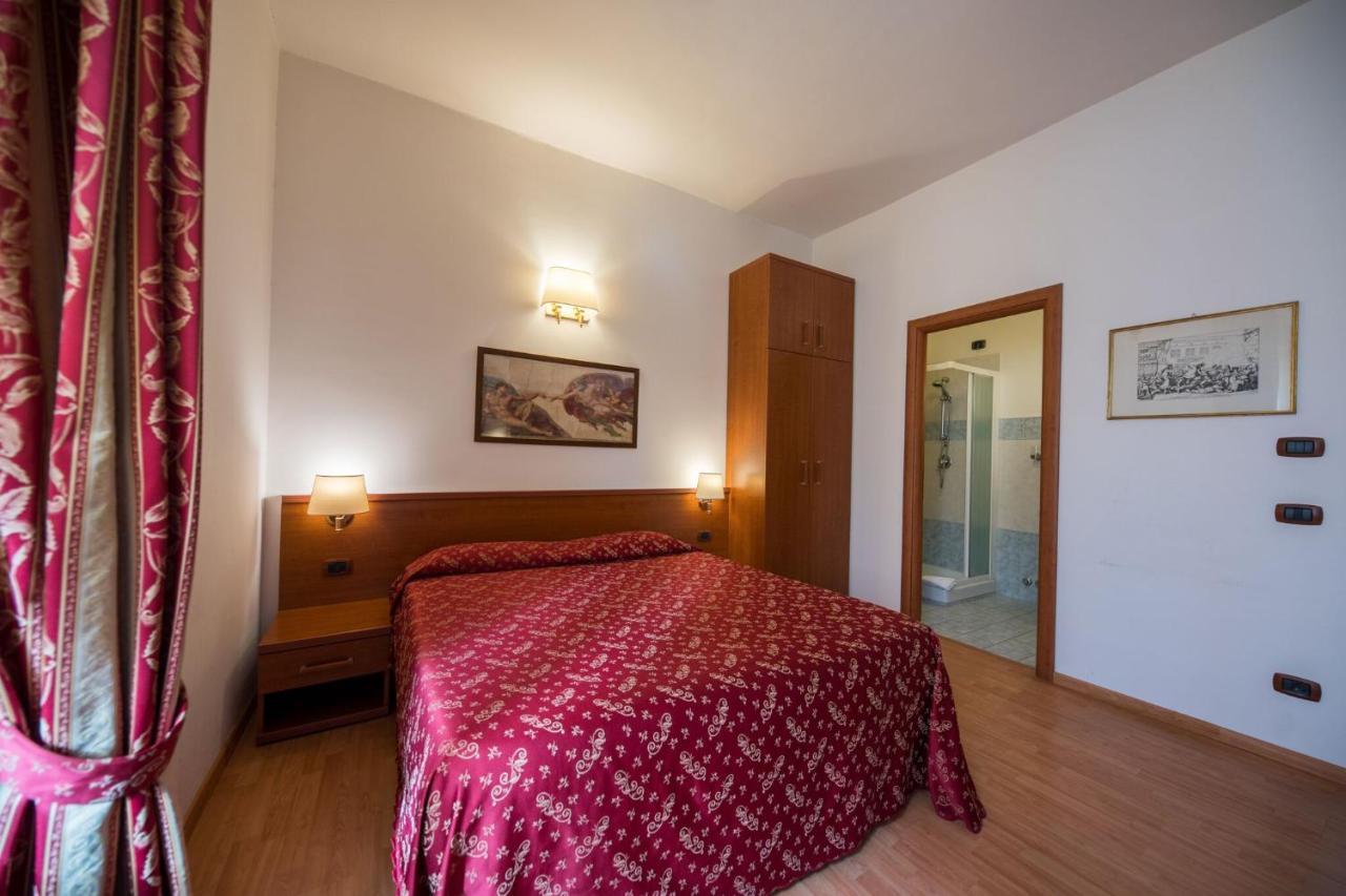Domus Appia 154 B&B Рим Экстерьер фото